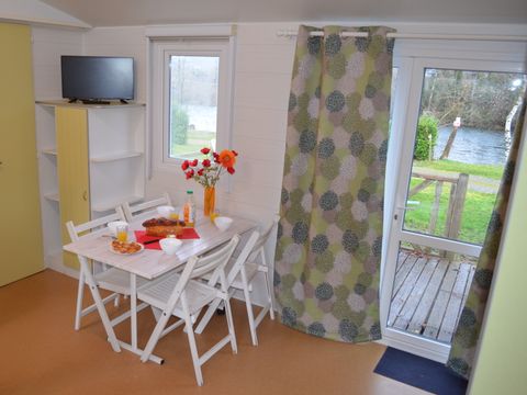 Mobilhome 4/6 personnes - Standard 27m² / - 2 chambres - TV - Terrasse non couverte