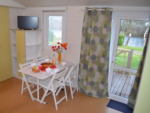 MOBILHOME 6 personnes - Mobil home Standard 27m² / 2 chambres + TV + Terrasse non couverte 4/6 pers