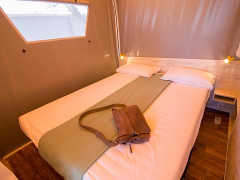 TENTE TOILE ET BOIS 4 personnes - Lodge Maasaï 2ch 4p