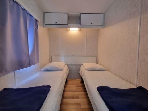 MOBILHOME 4 personnes - 2 chambres avec sanitaire