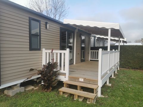 Mobilhome 5 personnes - COTTAGE CONFORT 2 chambres - 30m² - Terrasse couverte 4 pers