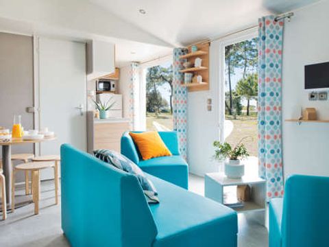MOBILHOME 6 personnes - Cottage Grand Confort (3 chambres) TV, TERRASSE SEMI-COUVERTE