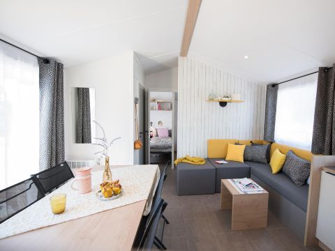 Mobilhome 8 personnes - SUNELIA PRESTIGE 4 chambres - 40m² - Terrasse couverte 8 pers