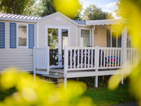 Mobilhome 6 personnes - LOISIR CONFORT 3 chambres - 36m² - Terrasse couverte 6 pers