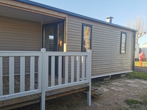 Mobilhome 4 personnes - Dimanche - LOISIRS CONFORT 2 chambres- 20m² - Terrasse Intégrée 4 pers