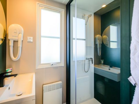Mobilhome 6 personnes - Dimanche - SUNELIA PRESTIGE 3 chambres - 36m² - Terrasse couverte 6 pers
