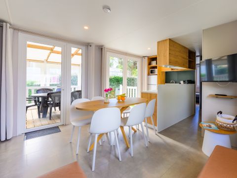 Mobilhome 6 personnes - Dimanche - SUNELIA PRESTIGE 3 chambres - 36m² - Terrasse couverte 6 pers