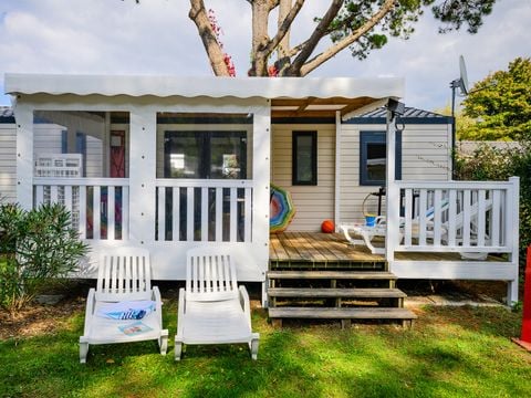 MOBILHOME 8 personnes - DIM - SUNELIA PRESTIGE 4ch/ 8p - 40m² - Terrasse couverte