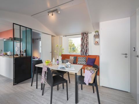 Mobilhome 5 personnes - COTTAGE CONFORT 2 chambres- 30m² - Terrasse parasol 4 pers