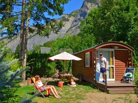 HÉBERGEMENT INSOLITE 2 personnes - Insolite Premium Roulotte Arizona 1 chambre 2 personnes 17m² 2 pers