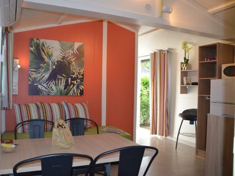 MOBILHOME 4 personnes - Cottage 2 chambres - CLIM - TV - WIFI - PLANCHA
