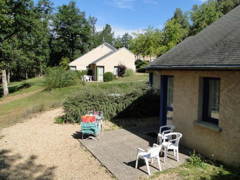 GÎTE 4 personnes - lisière de forêt - 2/4 places