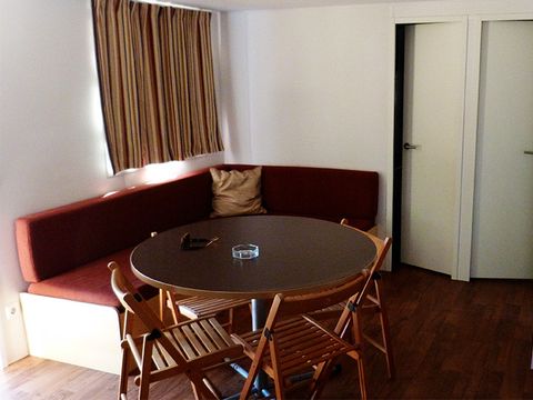 Mobilhome 7 personnes - MARTE
