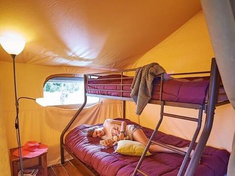 TENTE TOILE ET BOIS 5 personnes - Kenya Confort + – 2 chambres / 5 p