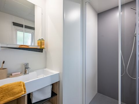 Mobilhome 2/4 personnes - 2 chambres - Confort- 26m² *