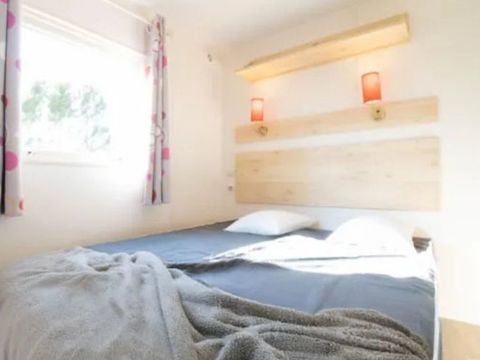 Mobilhome 4 personnes - ROULOTTE **** 4 personnes