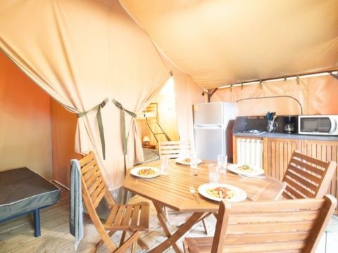 Tente en toile et en bois 4 personnes - Lodge STERNE