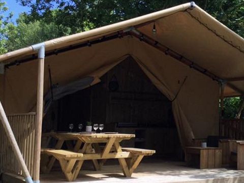 Tente en toile et en bois 2 personnes - Lodge Woody 27