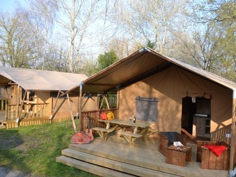 Tente en toile et en bois 4 personnes - Lodge Woody 27