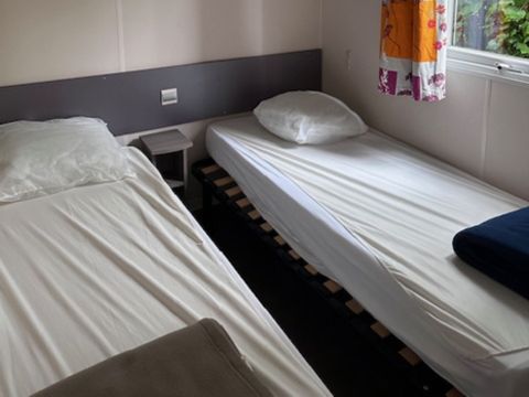 MOBILHOME 6 personnes - Mobil-home Confort 28m² 2 chambres + terrasse couverte 13.5m² - TV 4/6 pers
