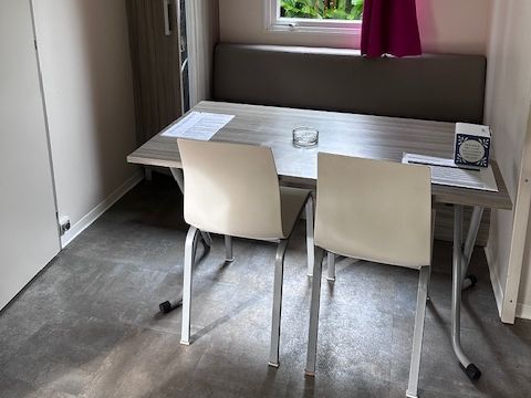 MOBILHOME 6 personnes - Mobil-home Confort 28m² 2 chambres + terrasse couverte 13.5m² - TV 4/6 pers