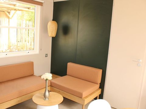 MOBILHOME 6 personnes - Premium 40m² 3 chambres - 2 salles de bain + terrasse 25m² - TV - Clim - 6 pers