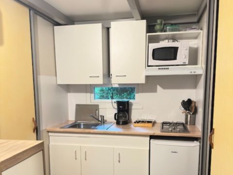 CHALET 4 personnes - Confort 27m² 2 chambres + terrasse couverte 7m² - TV 4 pers