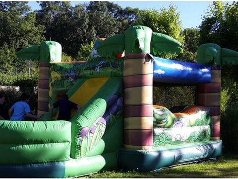 Flower Camping De la Plage - Camping Lot