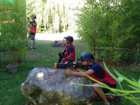 Flower Camping De la Plage - Camping Lot