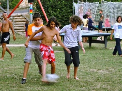 Flower Camping De la Plage - Camping Lot