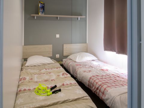 Mobilhome 8 personnes - Cottage - DETENTE - 4 chambres