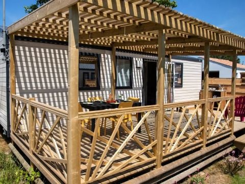 MOBILHOME 4 personnes - Cottage 3 Pièces 4 Personnes Climatisé + TV + Jacuzzi