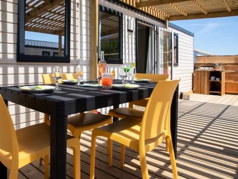 MOBILHOME 4 personnes - Cottage 3 Pièces 4 Personnes Climatisé + TV + Jacuzzi