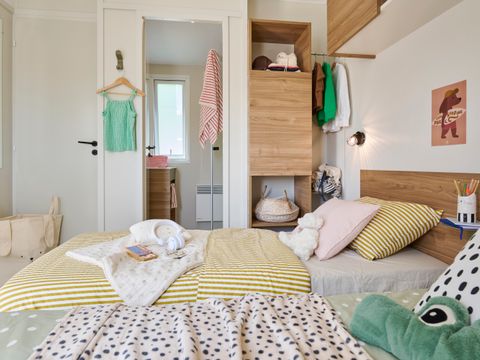 Mobilhome 4 personnes - Cottage Privilège climatisé - 2 chambres - 2 salles de bain