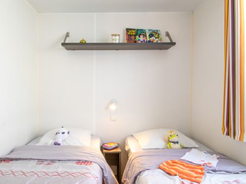 MOBILHOME 4 personnes - COSY - TV