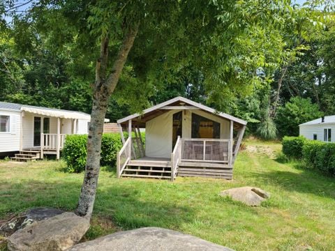 TENTE TOILE ET BOIS 4 personnes - Freeflower Standard 28m² - 2 chambres + terrasse couverte 8m² - sans sanitaires