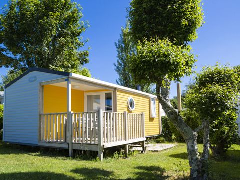 MOBILHOME 4 personnes - Mobil-home Confort 28m² - 2 chambres - terrasse semi-couverte - TV + lave-vaisselle 5 pers.
