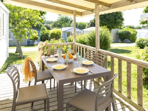 MOBILHOME 6 personnes - Mobil-home Confort 31m² - 3 chambres - Terrasse couverte 18m² - TV + lave-vaisselle