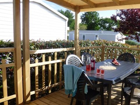 MOBILHOME 6 personnes - Mobilhome ARCHIPEL Premium 30m² - 3 chambres / terrasse couverte + TV + LV + Draps 6 pers