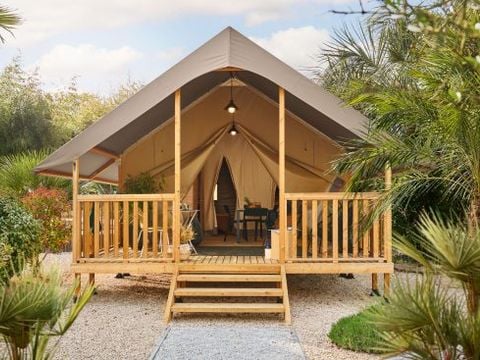 LODGE 4 personnes - Mini WOOD 21m² 2 chambres sans sanitaire / terrasse couverte