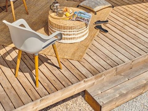 LODGE 4 personnes - Mini WOOD 21m² 2 chambres sans sanitaire / terrasse couverte