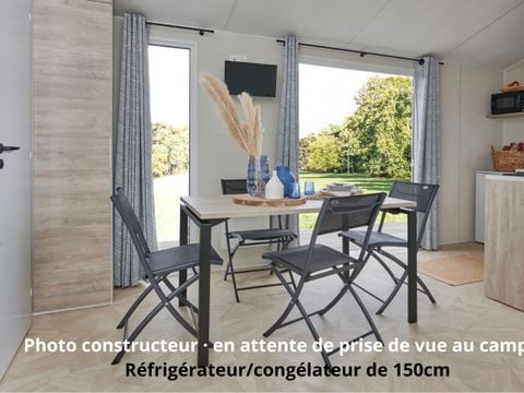 MOBILHOME 4 personnes - MARIN Confort 27 m² - 2 chambres / terrasse couverte + TV