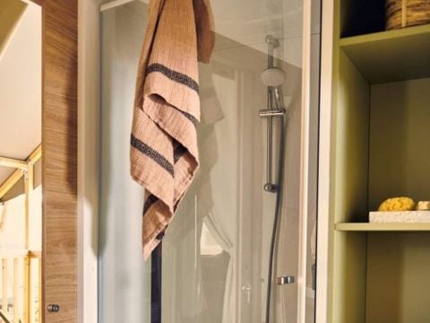 LODGE 6 personnes - JUNGLE Confort 34m² 3 chambres / terrasse couverte + TV