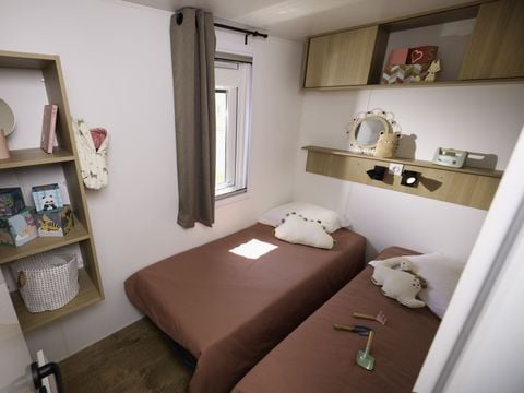 MOBILHOME 6 personnes - CORNOUAILLE Confort 35m² - 3 chambres / Terrasse couverte + TV