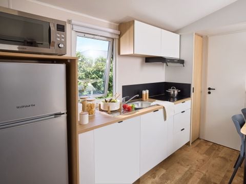 MOBILHOME 6 personnes - CORNOUAILLE Confort 35m² - 3 chambres / Terrasse couverte + TV