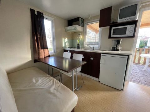 MOBILHOME 4 personnes - Surfeur - 20m² - 2 chambres - terrasse couverte