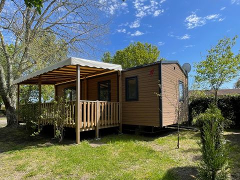 MOBILHOME 4 personnes - Premium 4 pers. - 30 m² - Climatisation - 2 chambres - terrasse couverte