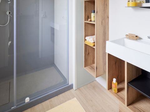 MOBILHOME 8 personnes - Premium+ 6/8 pers. 35 m² - Climatisation - 3 chambres - Belle terrasse