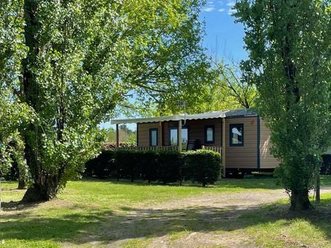 MOBILHOME 8 personnes - Premium+ 6/8 pers. 35 m² - Climatisation - 3 chambres - Belle terrasse