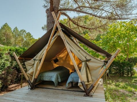 HÉBERGEMENT INSOLITE 2 personnes - Nouveauté 2025 ! Ecolodge cyclo - rando